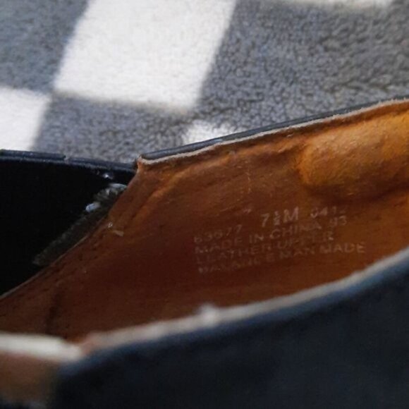 Clarks Indigo Black Buckle Zipper 3 Inches Block Heel Ankle Bootie Size 7.5 - Picture 15 of 16